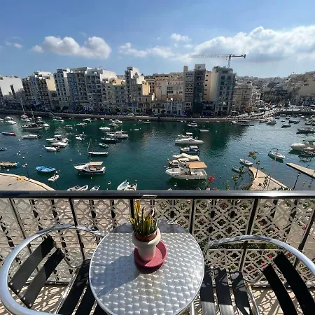 1 Bedroom Seaview Apt In St Julians Apt7 Apartament