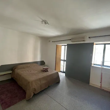 Appartamento 1 Bedroom Seaview Apt In St Julians Apt7